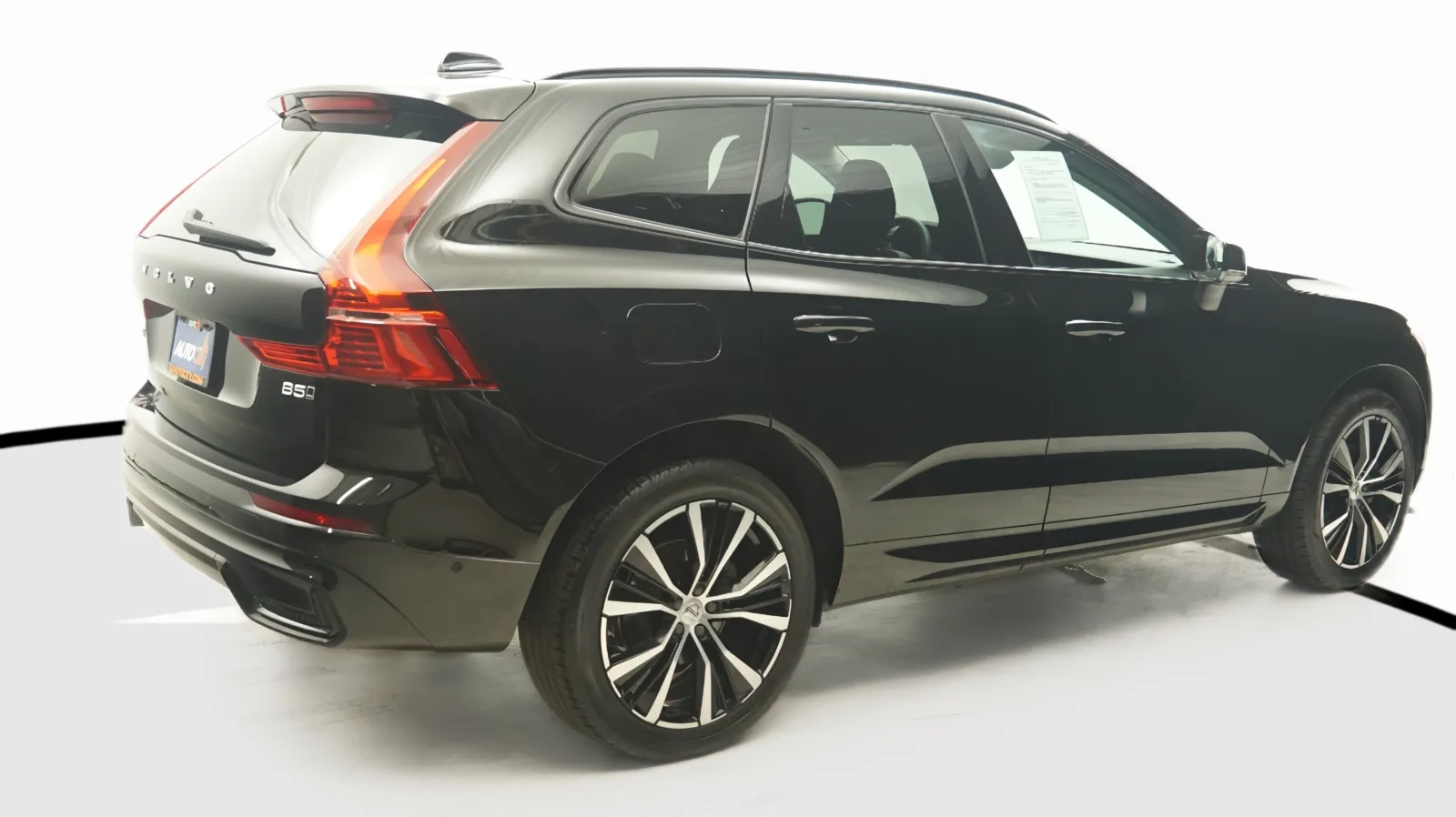 Volvo XC60 photo 6