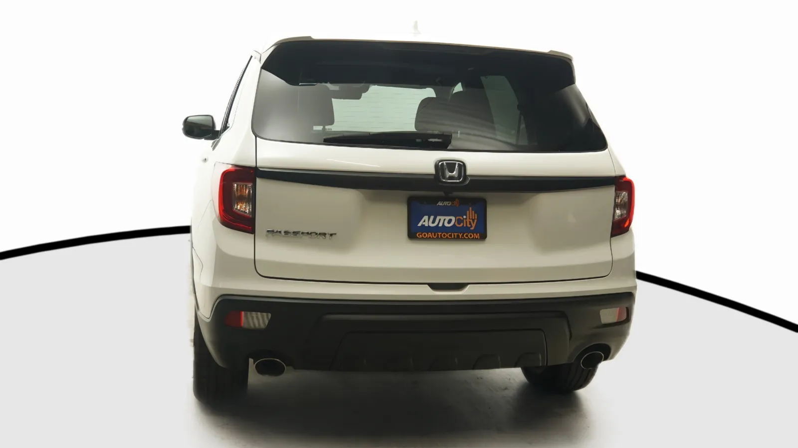 Honda Passport photo 13
