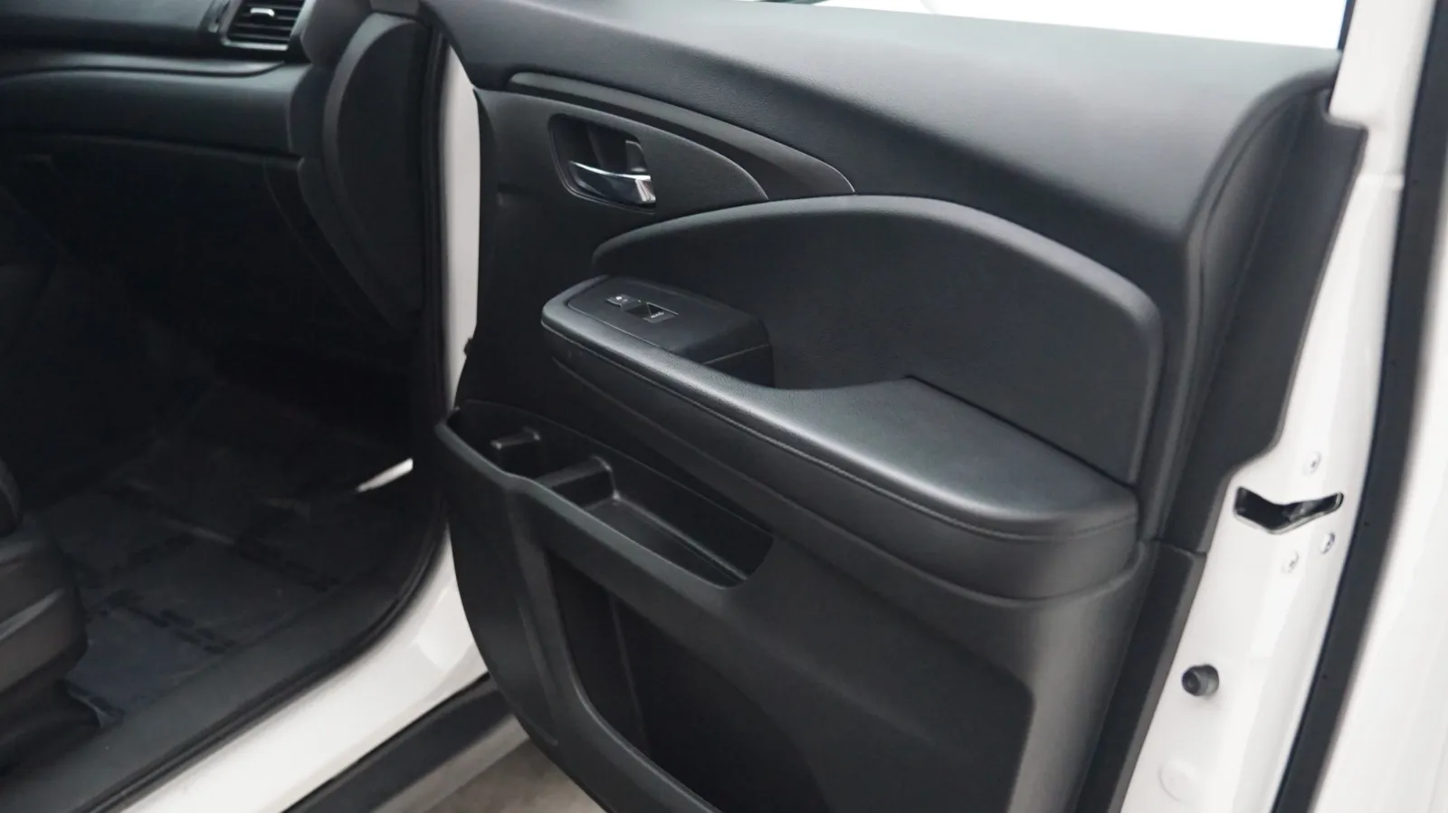 Honda Passport photo 15