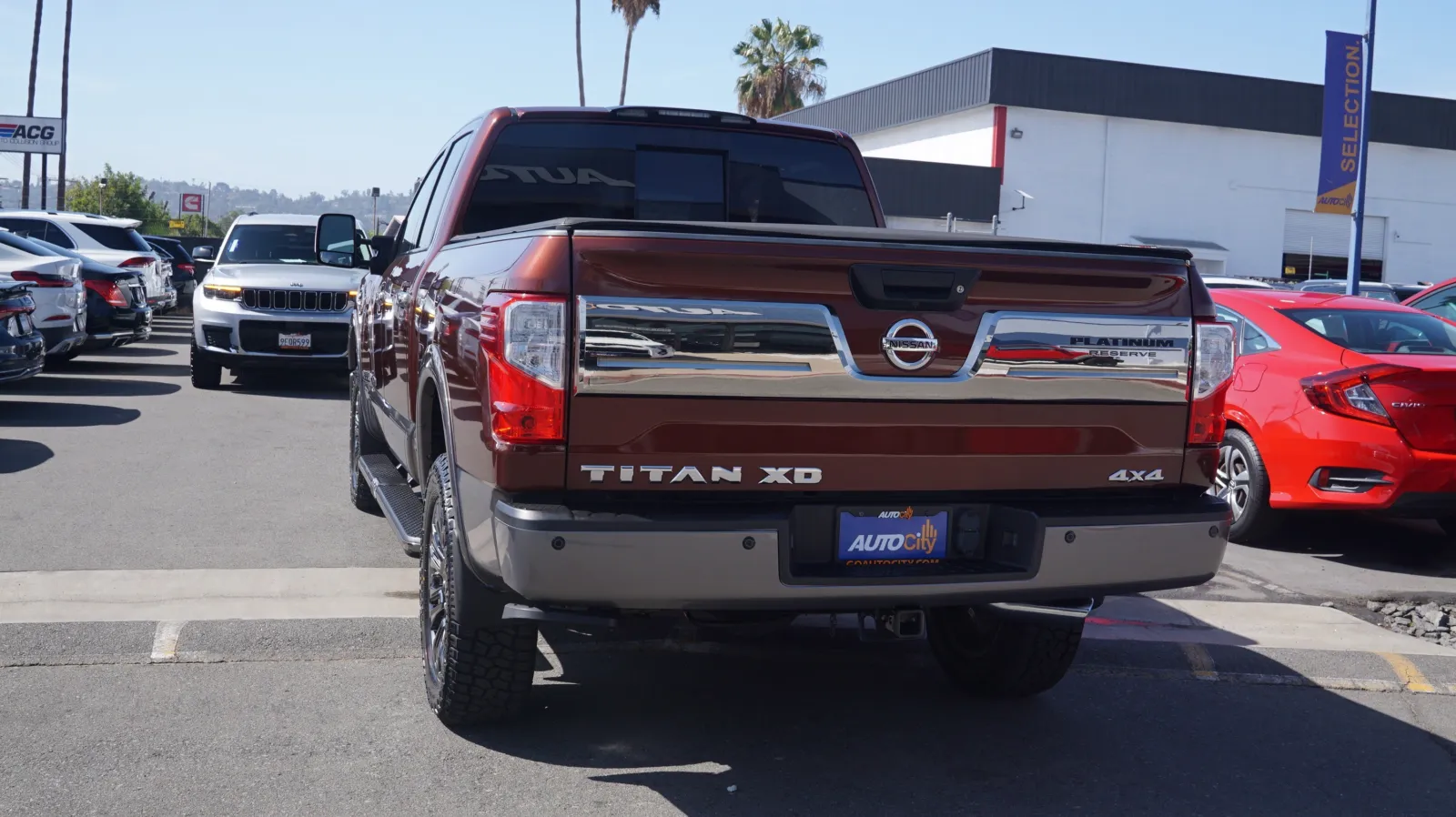 Nissan Titan photo 12