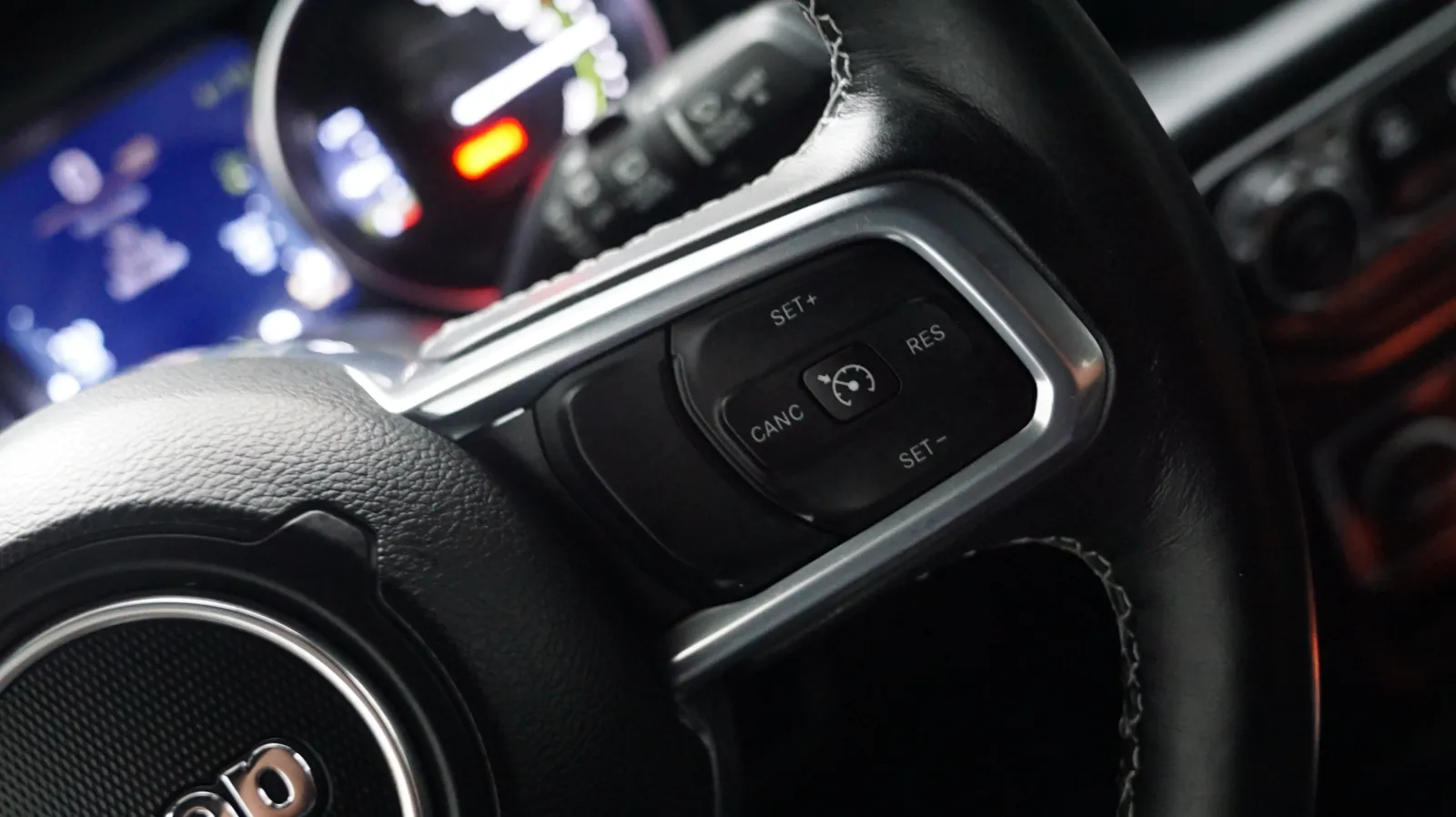 Jeep Wrangler photo 15