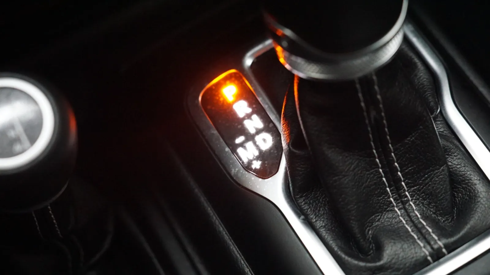 Jeep Wrangler photo 19