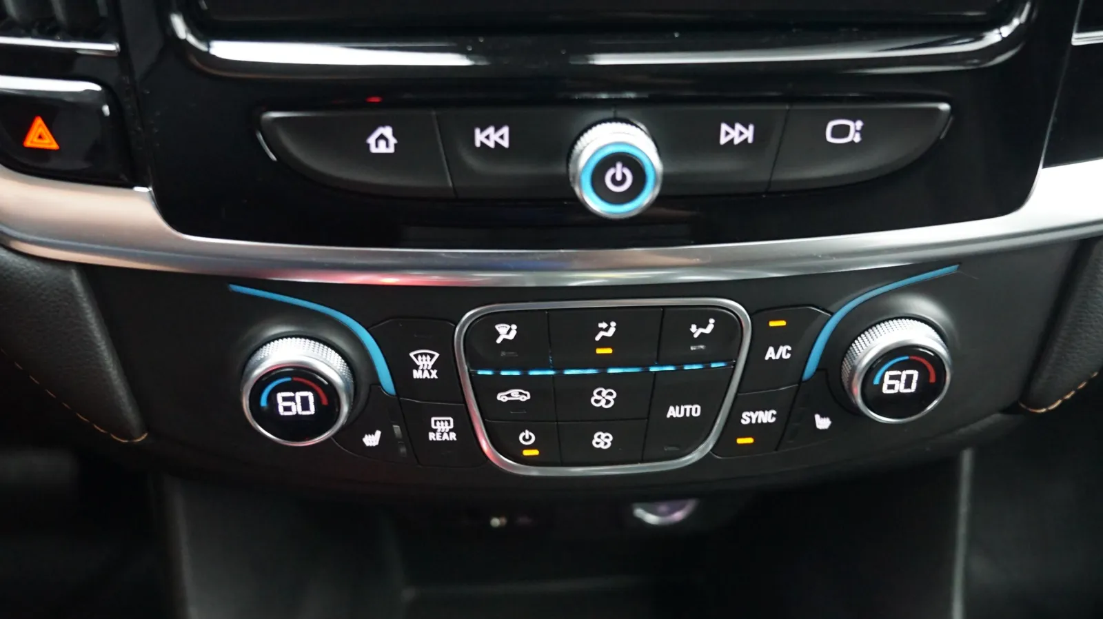 Chevrolet Traverse photo 22