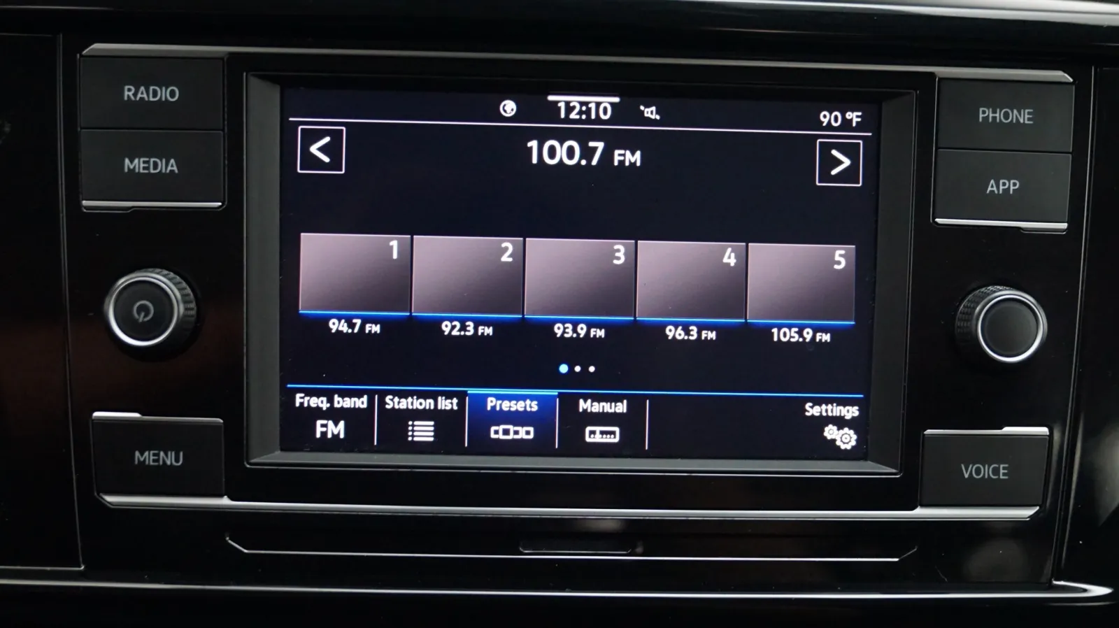 Volkswagen Taos photo 20