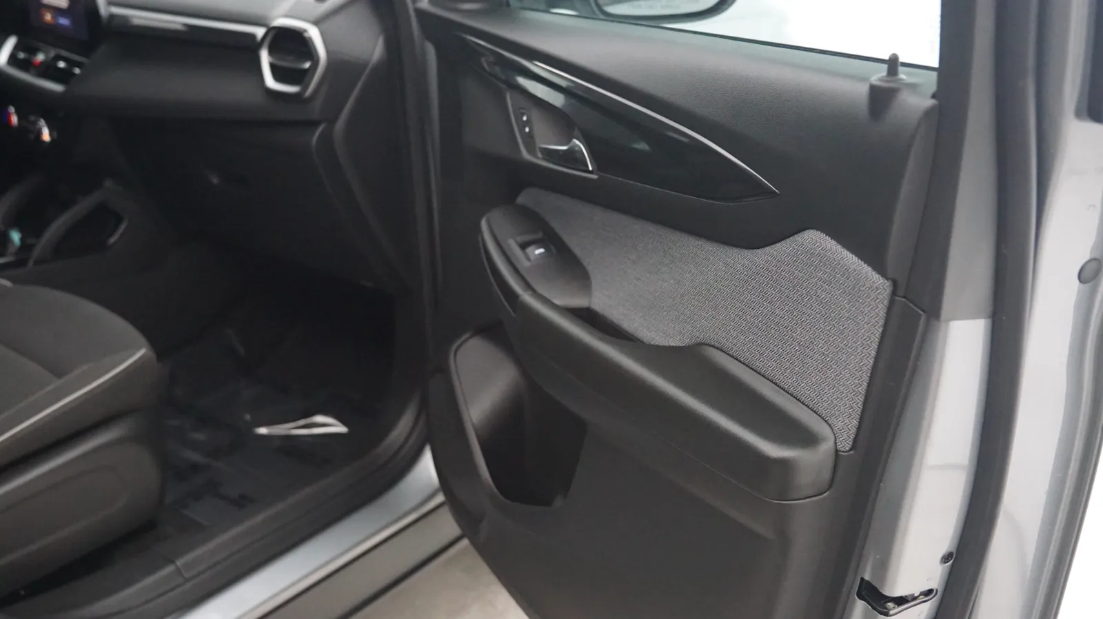 Chevrolet Trailblazer photo 14
