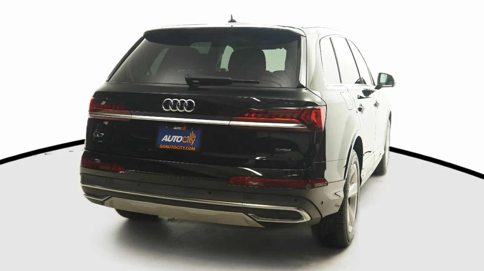 Audi Q7 photo 8