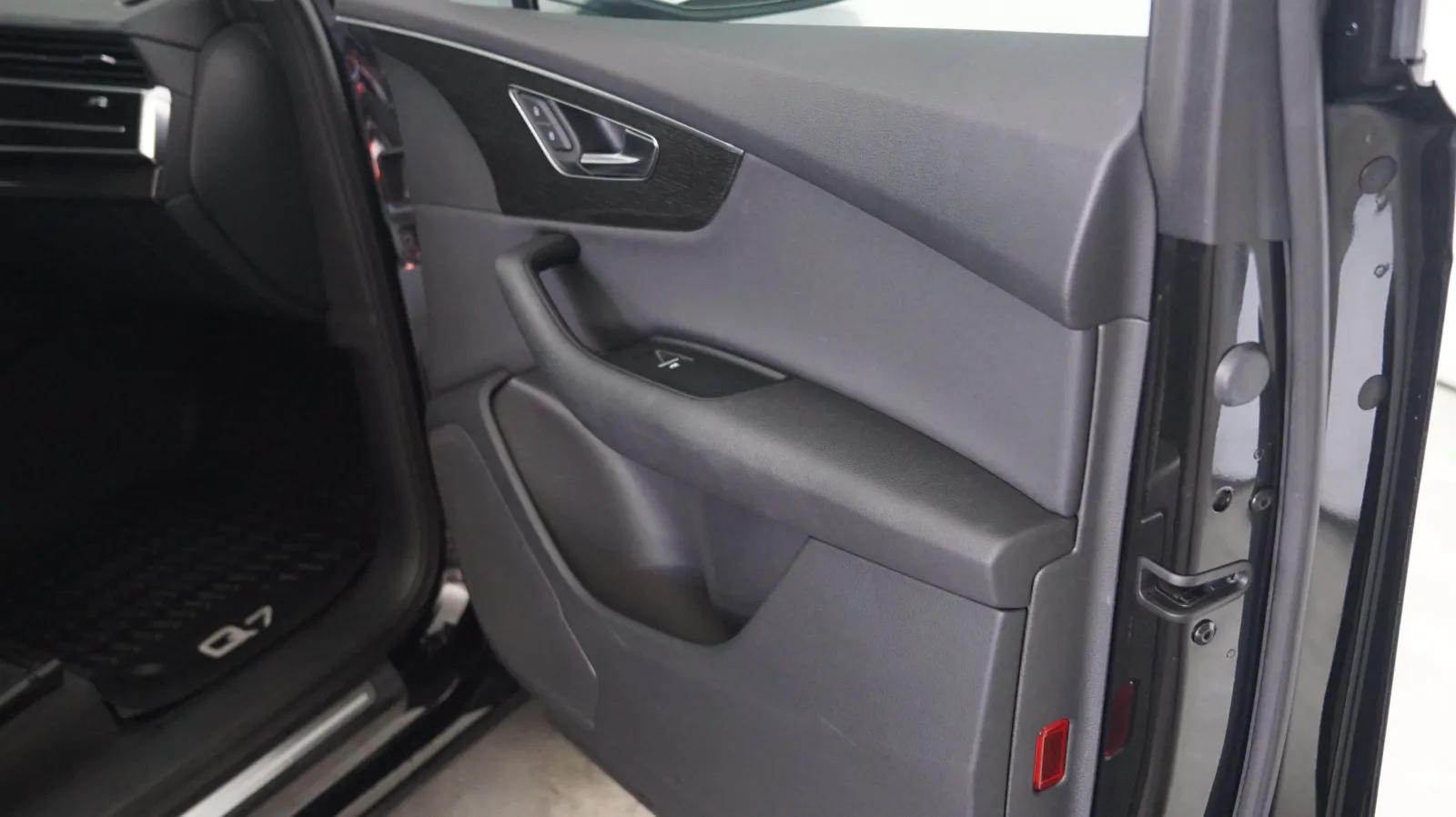Audi Q7 photo 15
