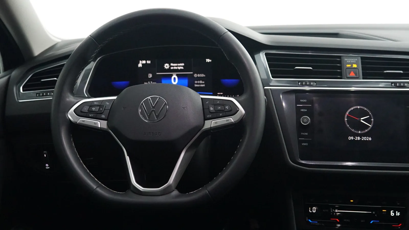 More photos of 2022 Volkswagen Tiguan SE at Auto City, CA