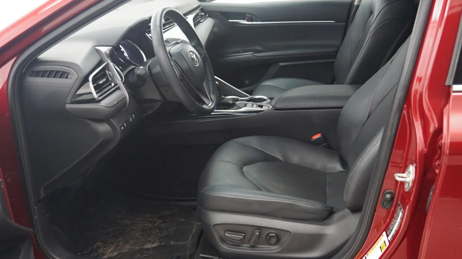 Toyota Camry photo 7