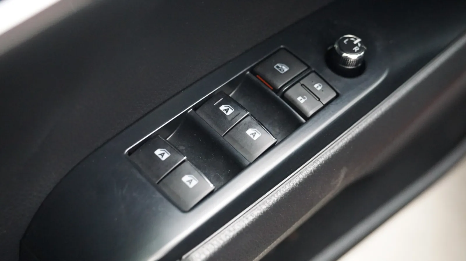 Toyota Camry photo 17