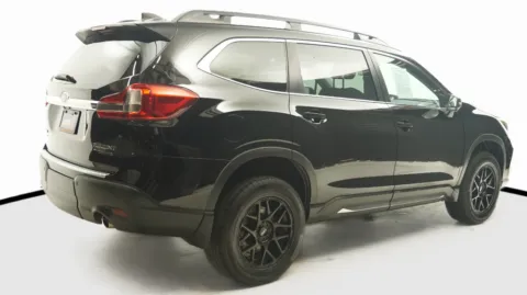 More photos of 2021 Subaru Ascent Limited at Auto City, CA