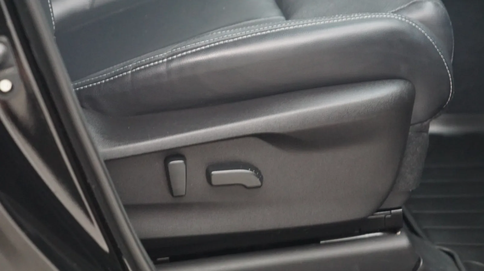 Subaru Ascent photo 15
