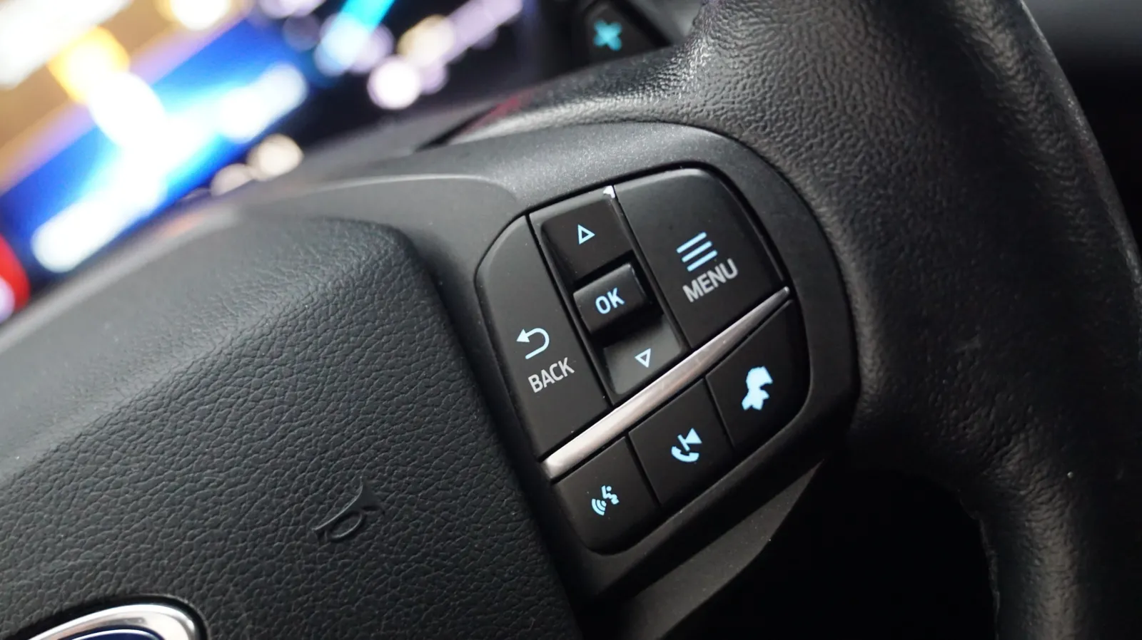 Ford Explorer photo 21