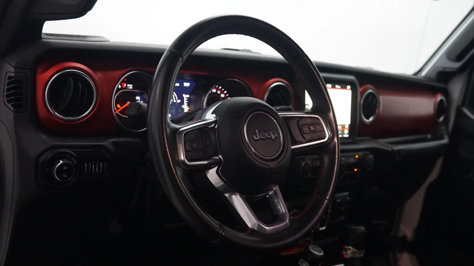 Jeep Gladiator photo 15
