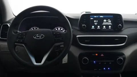 More photos of 2021 Hyundai Tucson SE at Auto City, CA