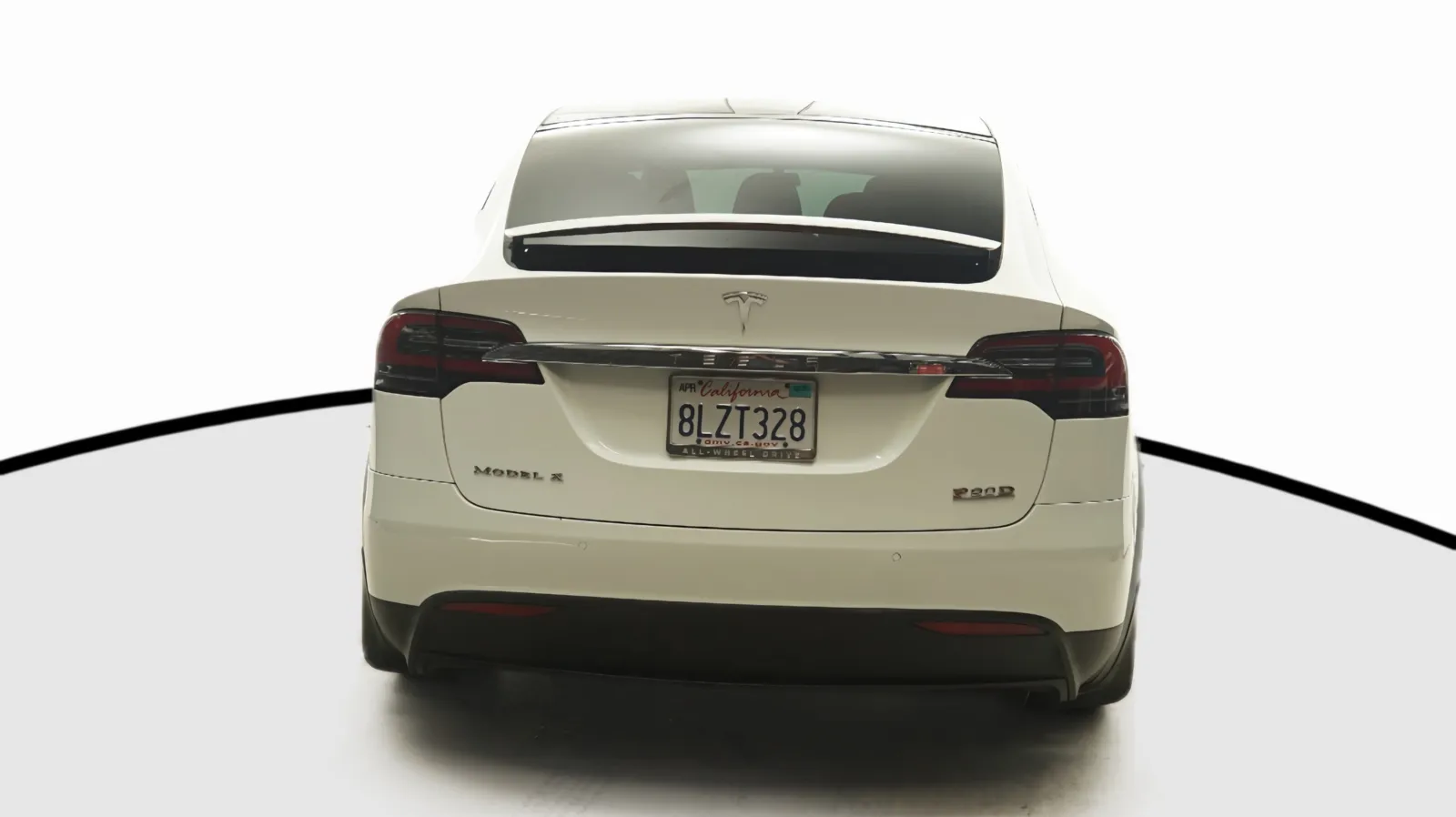 Tesla Model X photo 7