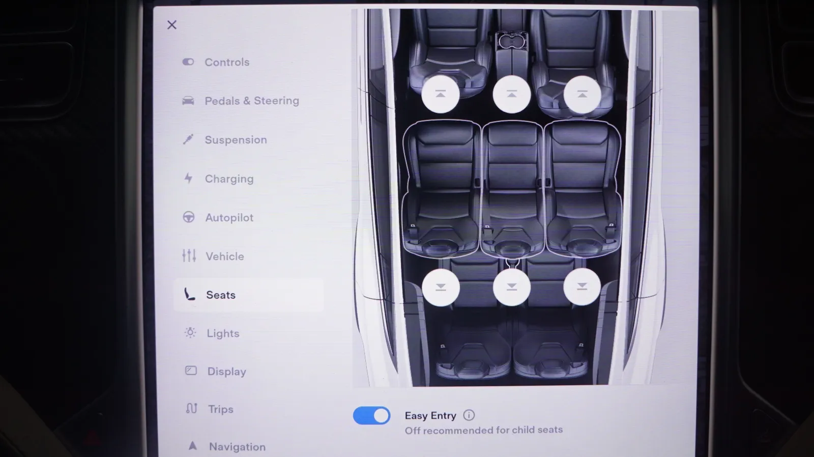 Tesla Model X photo 20