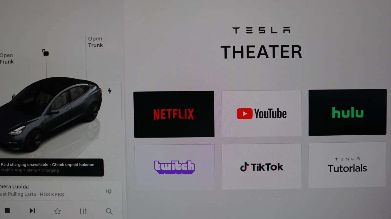Tesla Model 3 photo 21