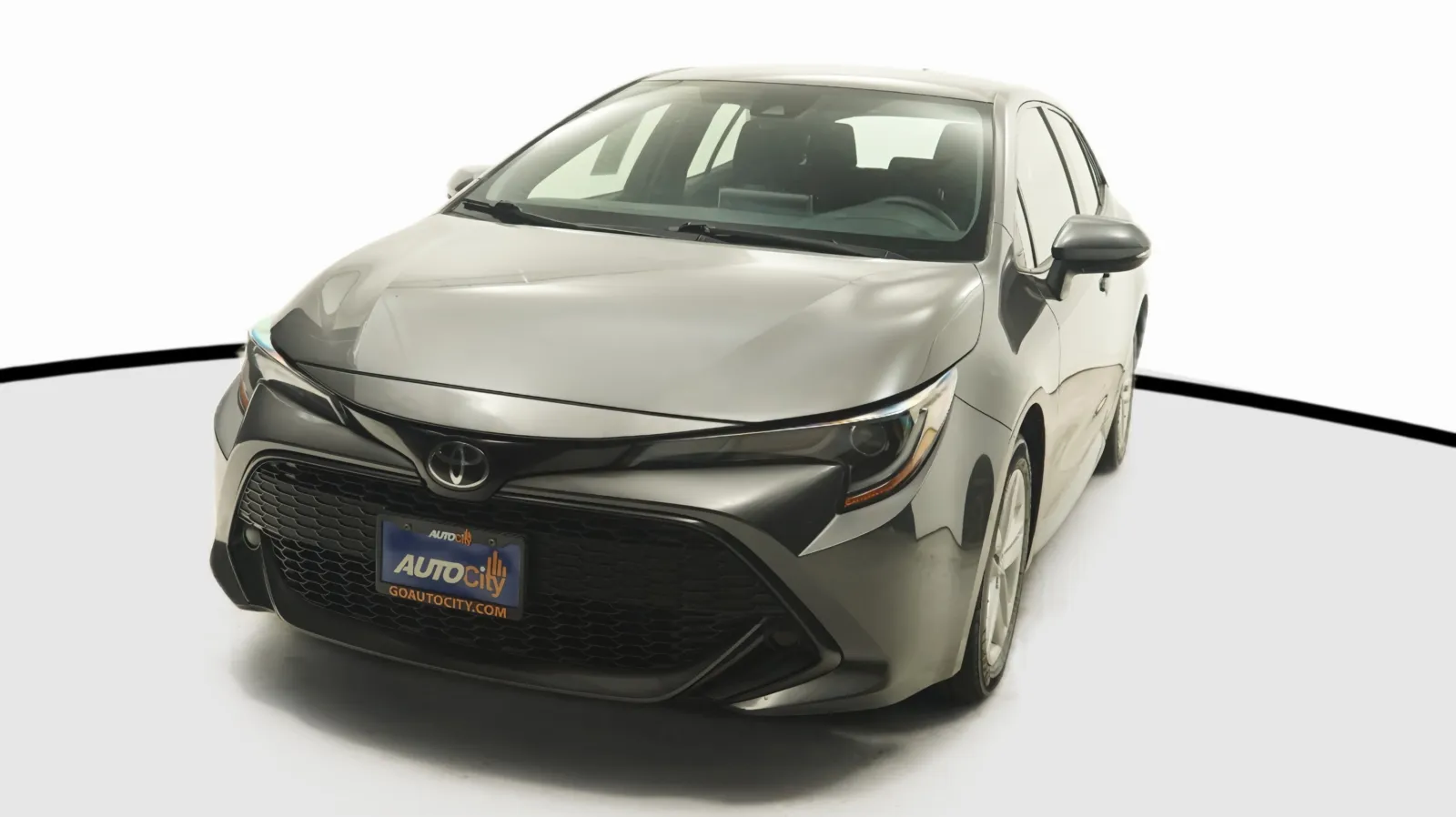 Gray 2022 Toyota Corolla Hatchback SE for sale in El Cajon, CA