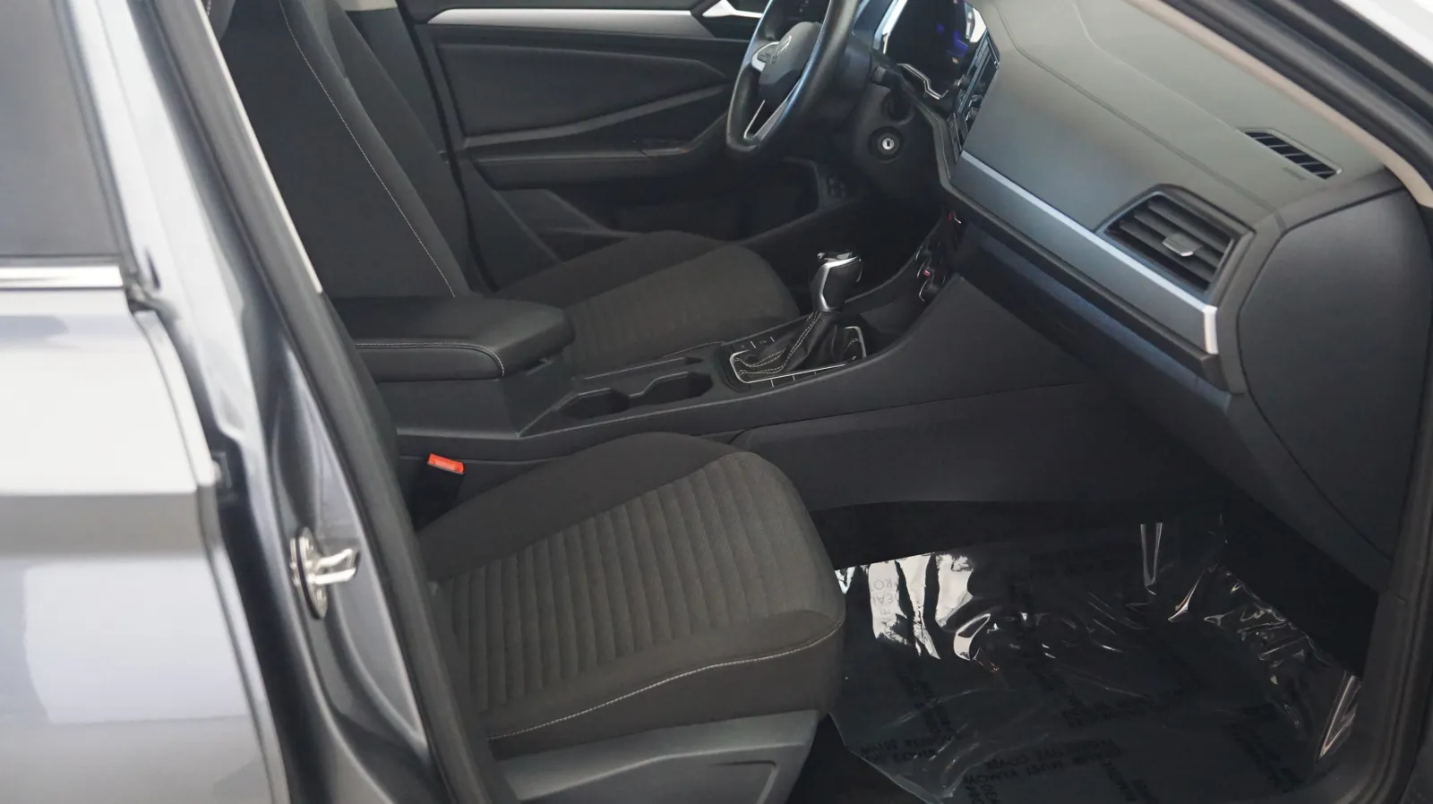 Volkswagen Jetta photo 6