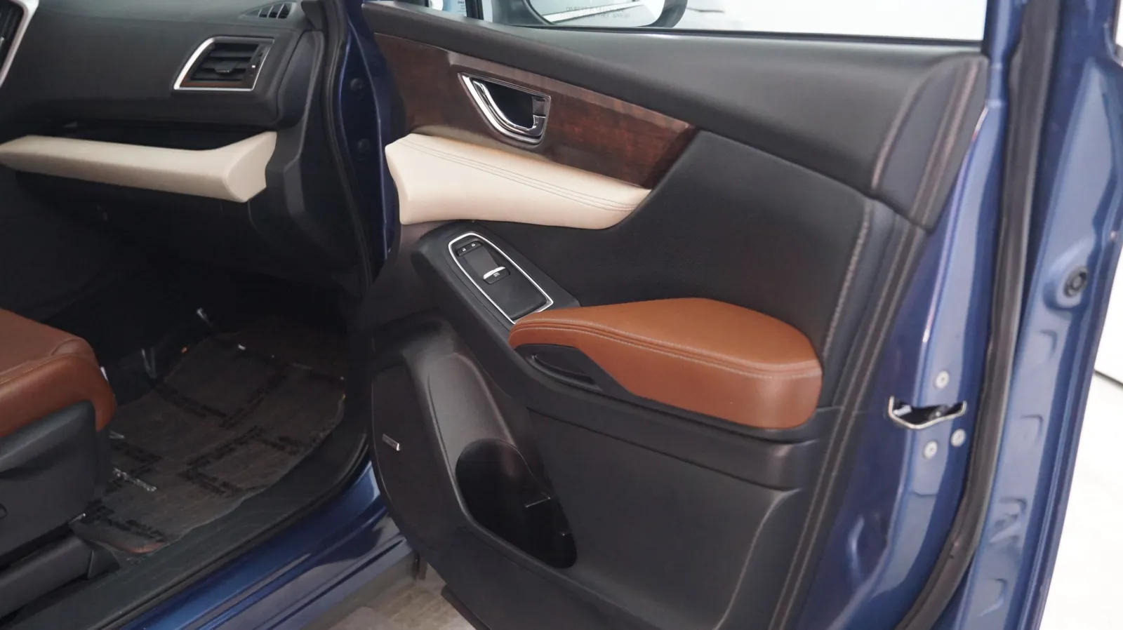 Subaru Ascent photo 14