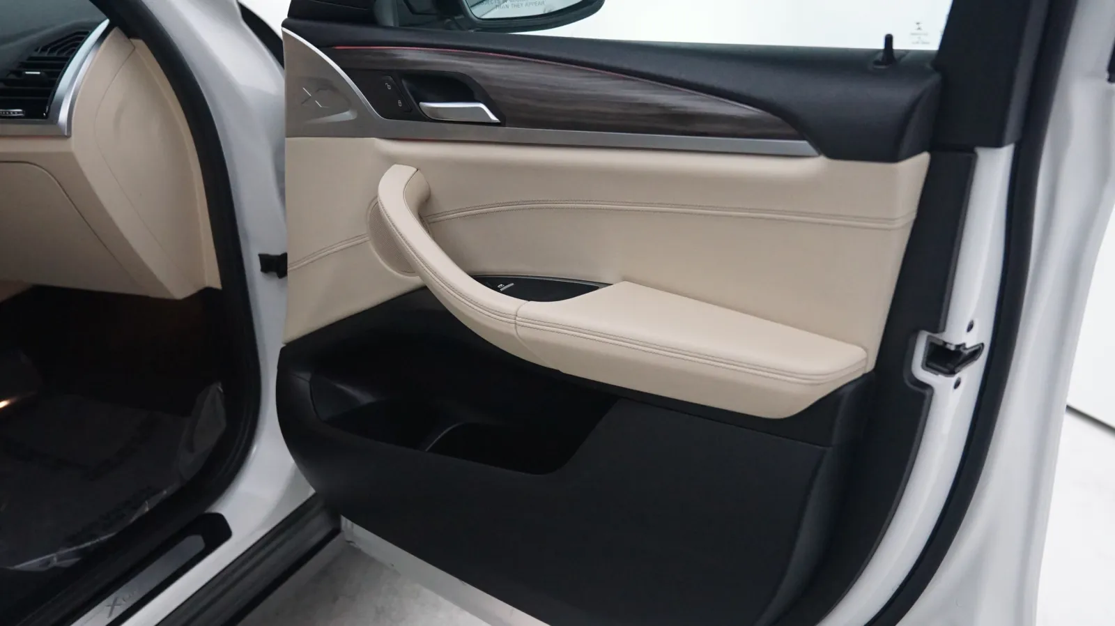 BMW X4 photo 15