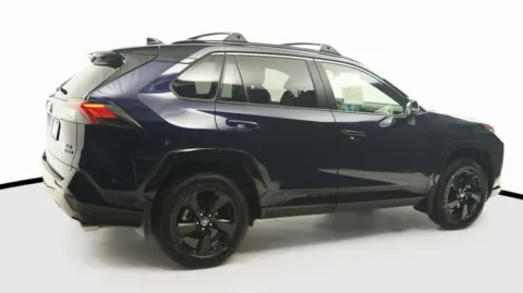 More photos of 2019 Toyota RAV4 Hybrid XSE at Auto City, CA