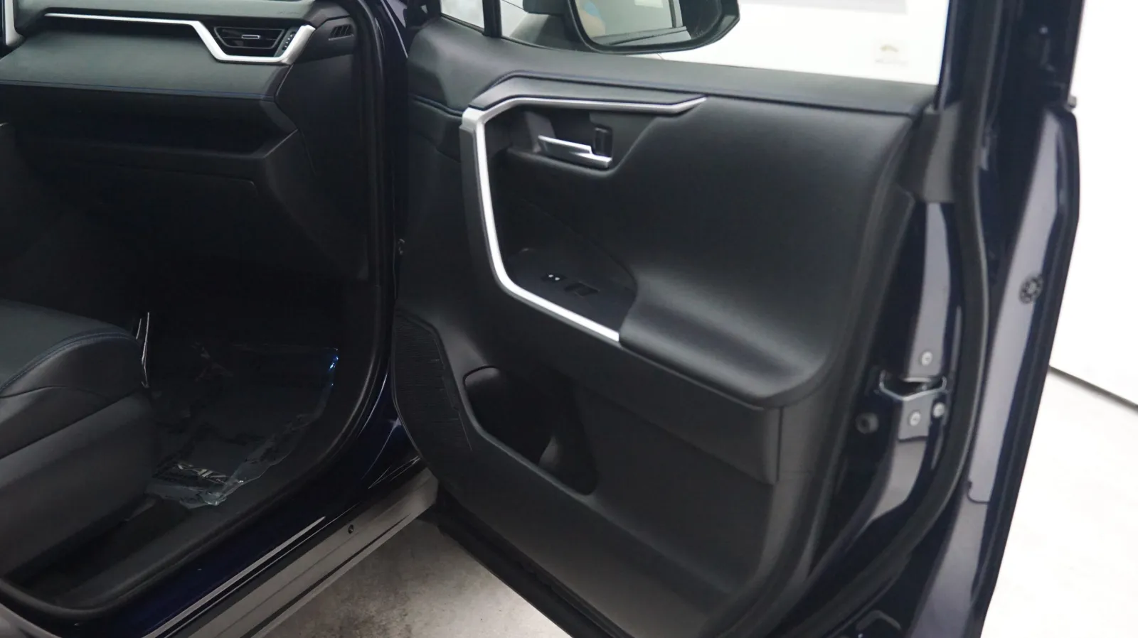 Toyota RAV4 photo 12
