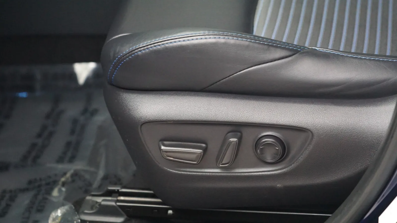 Toyota RAV4 photo 13
