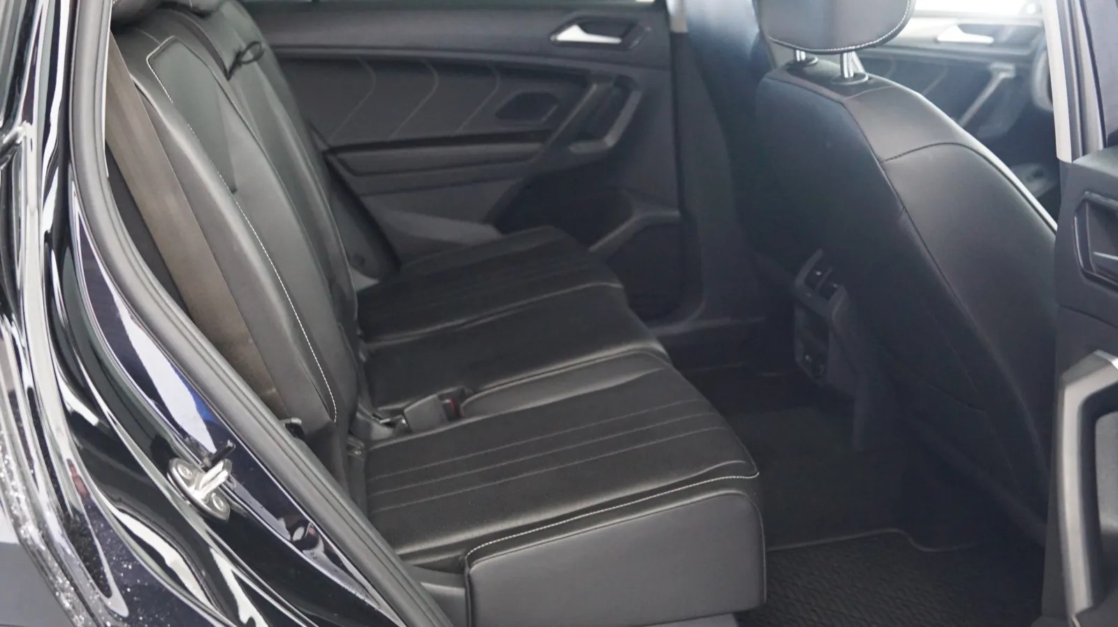 Volkswagen Tiguan photo 11