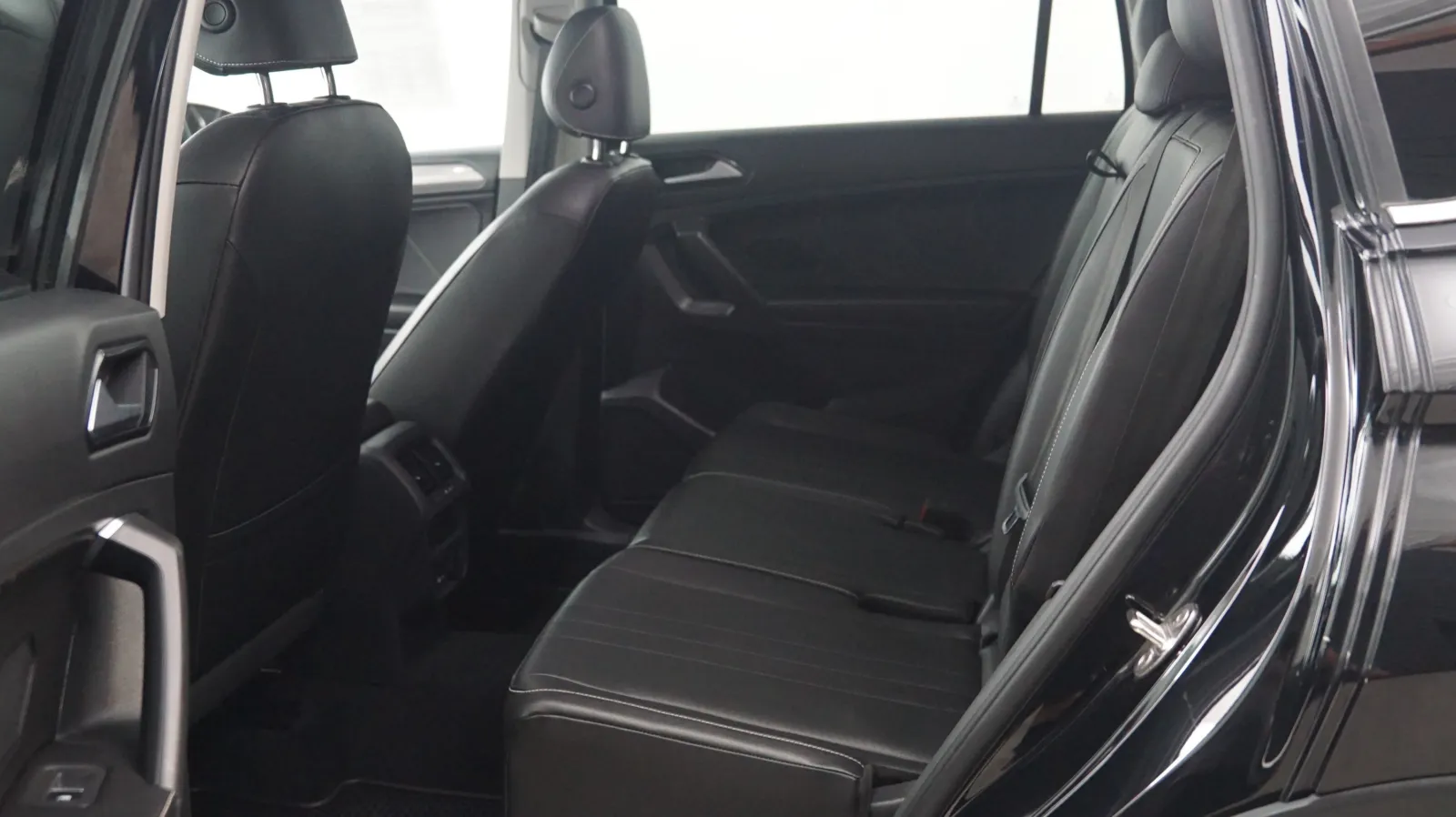 Volkswagen Tiguan photo 12