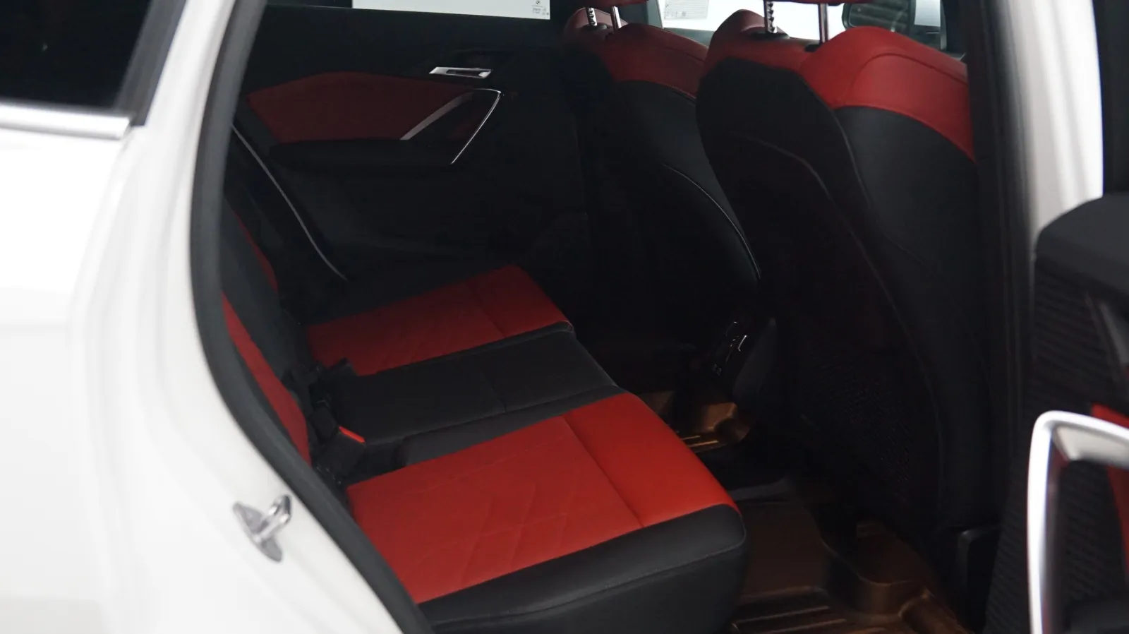 BMW X1 photo 11