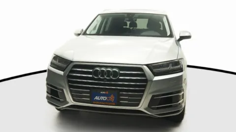 Another view of 2019 Audi Q7 SE Premium Plus for sale in El Cajon, CA at Auto City