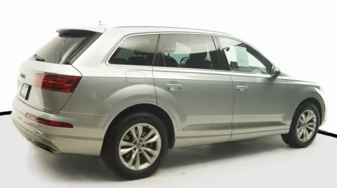 More photos of 2019 Audi Q7 SE Premium Plus at Auto City, CA