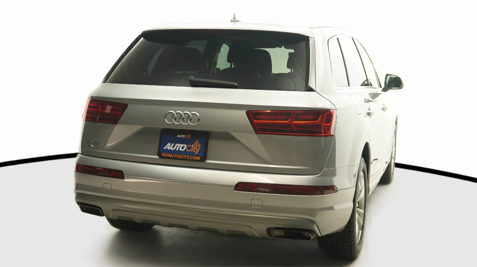Audi Q7 photo 8