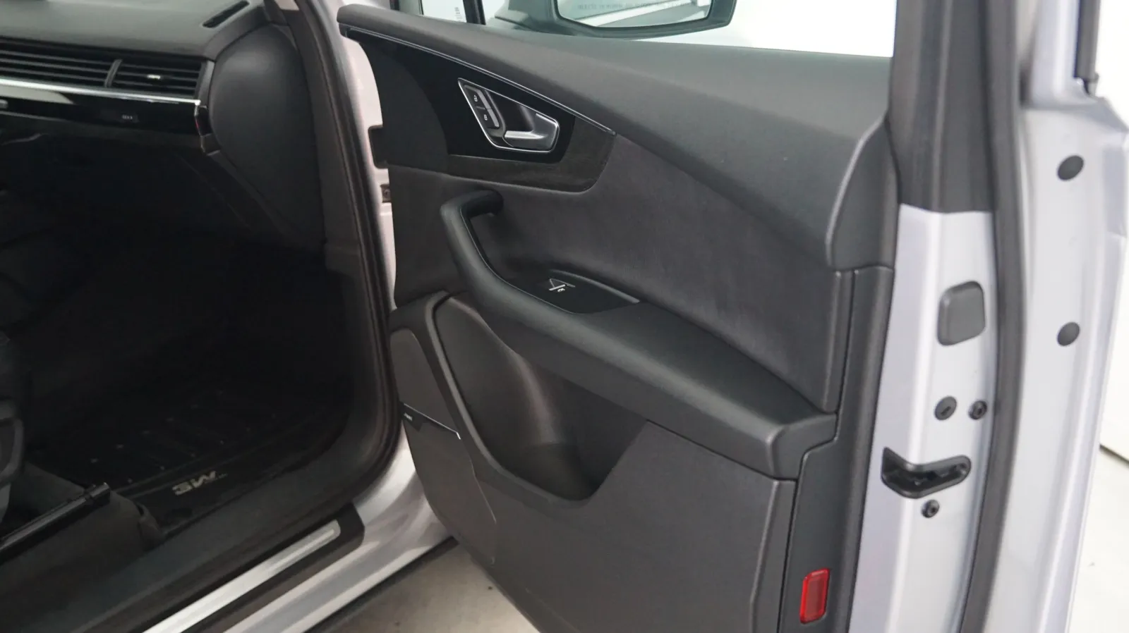 Audi Q7 photo 16