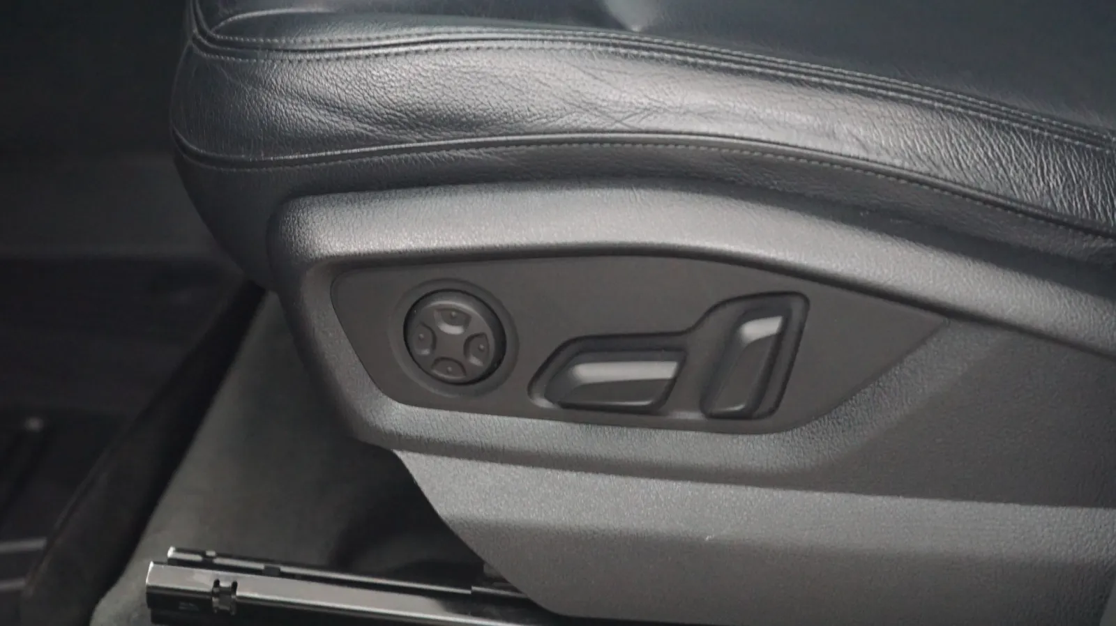 Audi Q7 photo 17