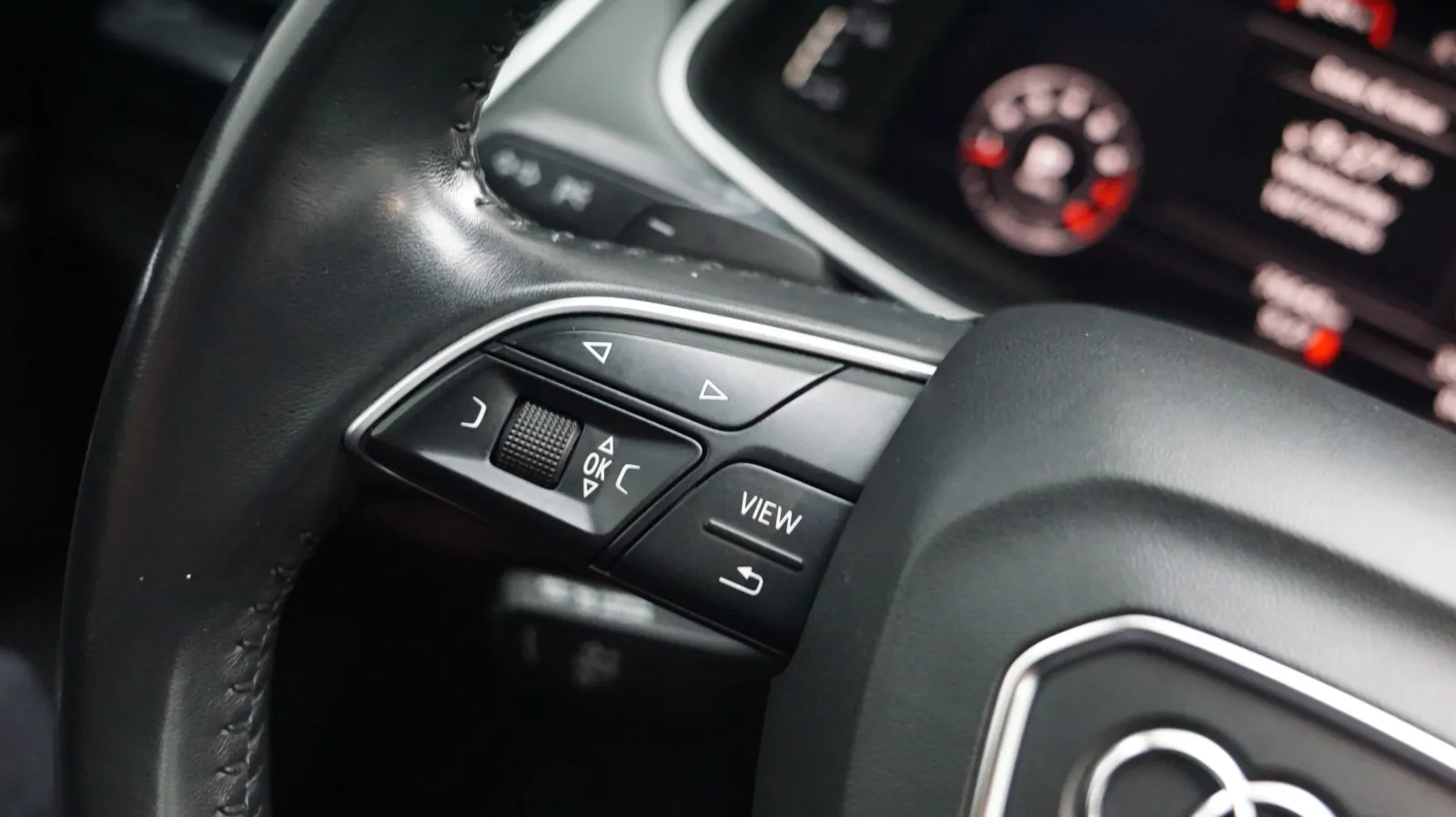 Audi Q7 photo 21