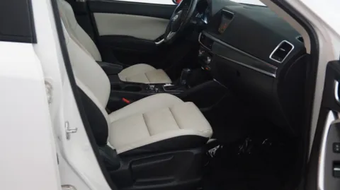More photos of 2016 Mazda CX-5 Grand Touring at Auto City, CA