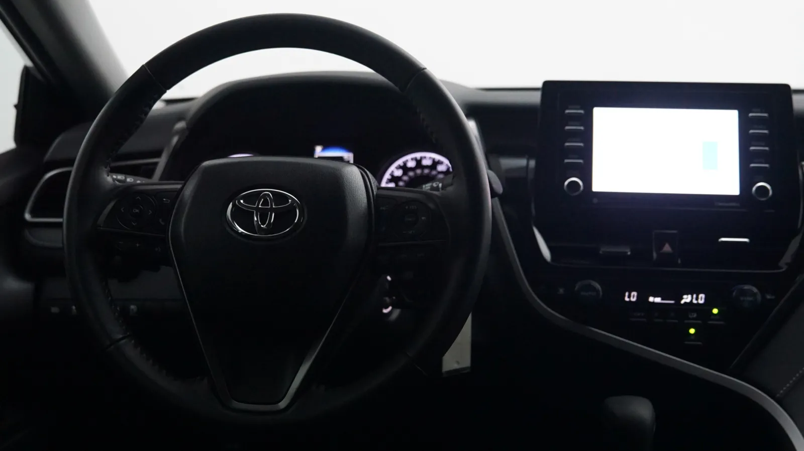 More photos of 2024 Toyota Camry SE Nightshade at Auto City, CA