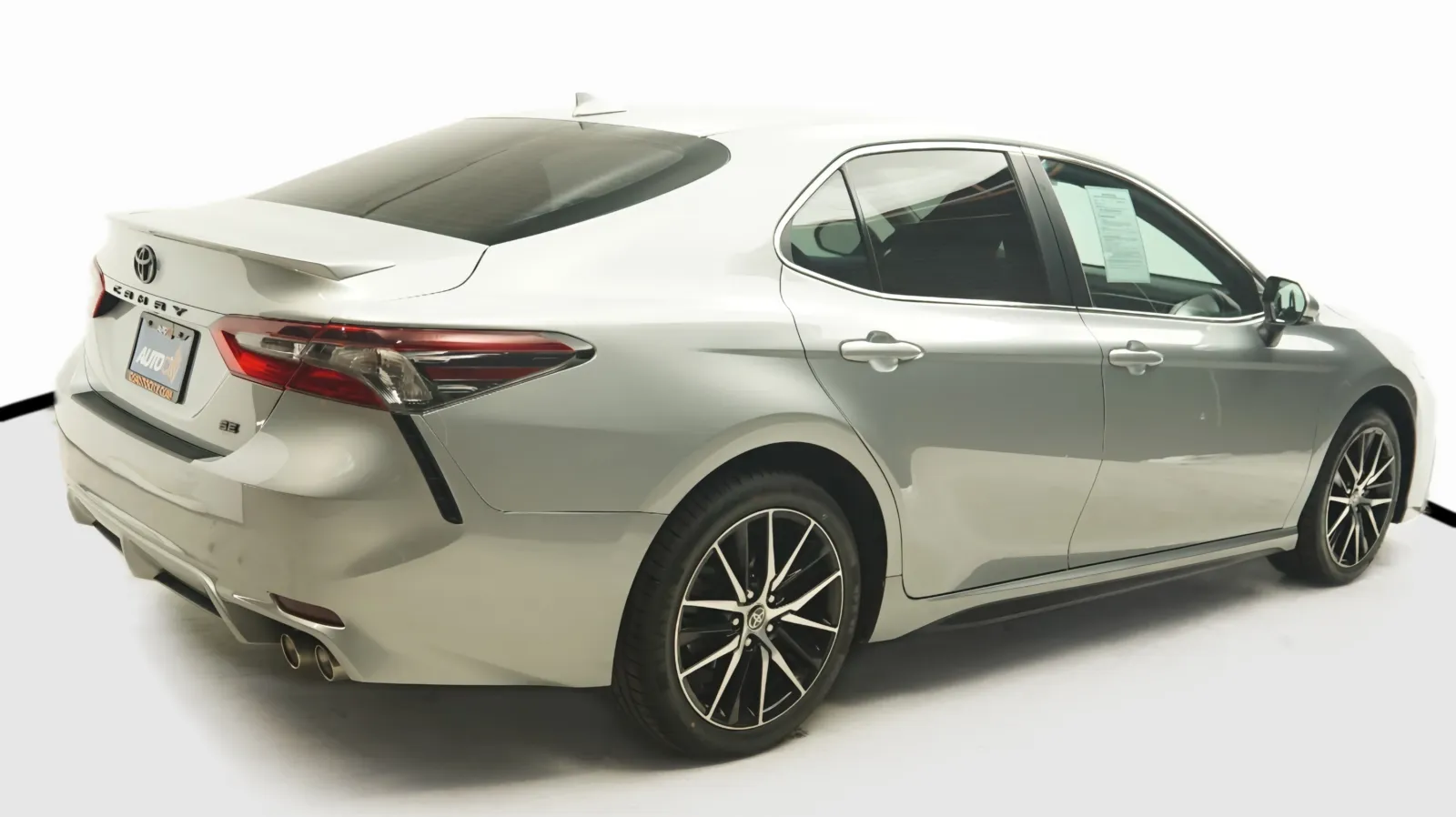 More photos of 2024 Toyota Camry SE Nightshade at Auto City, CA