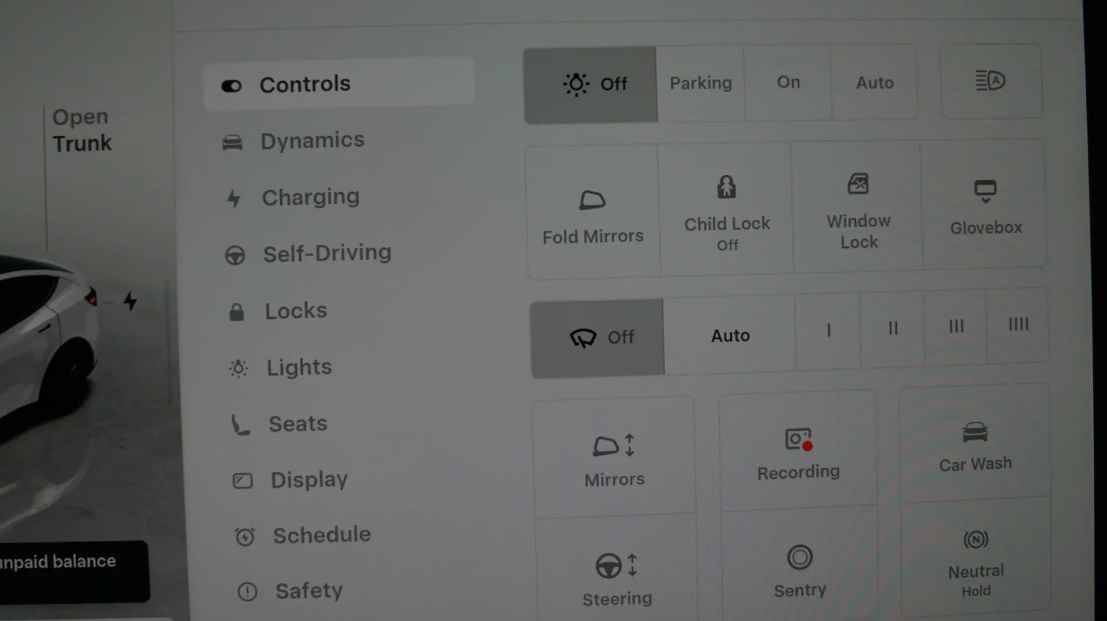 Tesla Model Y photo 24