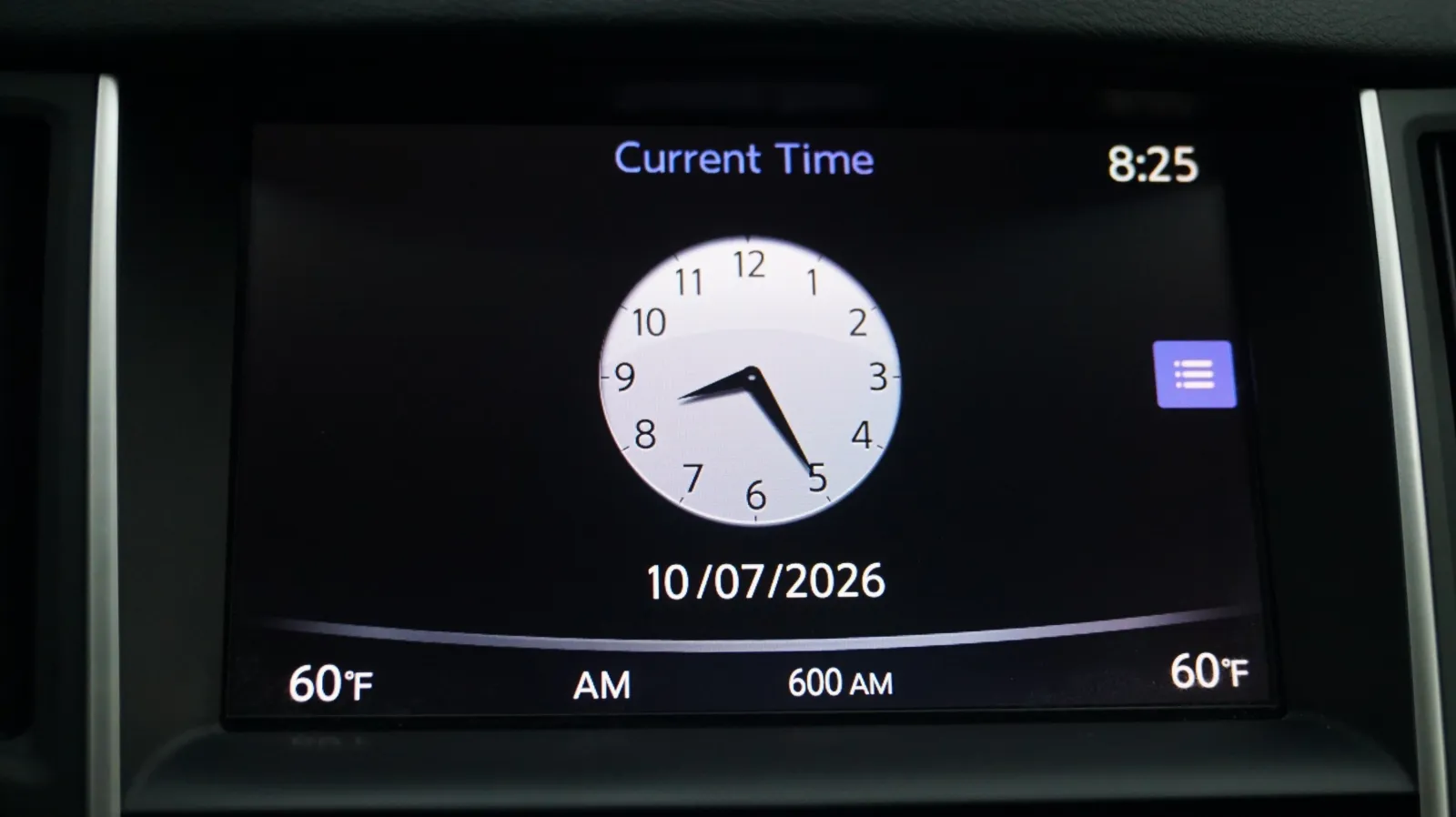 Infiniti Q50 photo 20