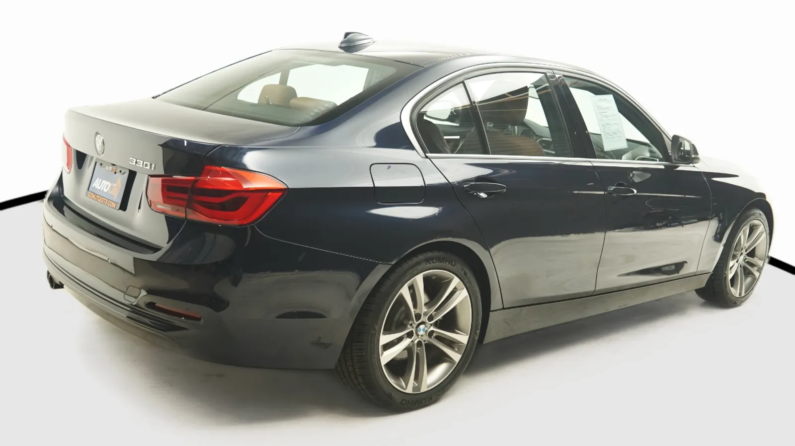 More photos of 2017 BMW 3-Series 330i at Auto City, CA
