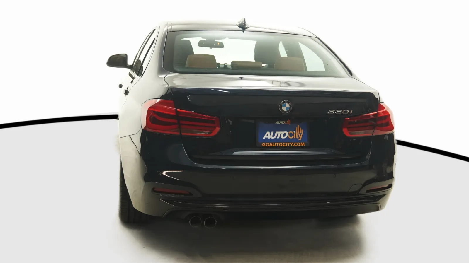 BMW 3 Series photo 13