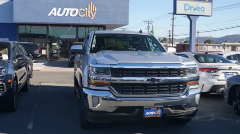 More photos of 2018 Chevrolet Silverado 1500 LT at Auto City, CA