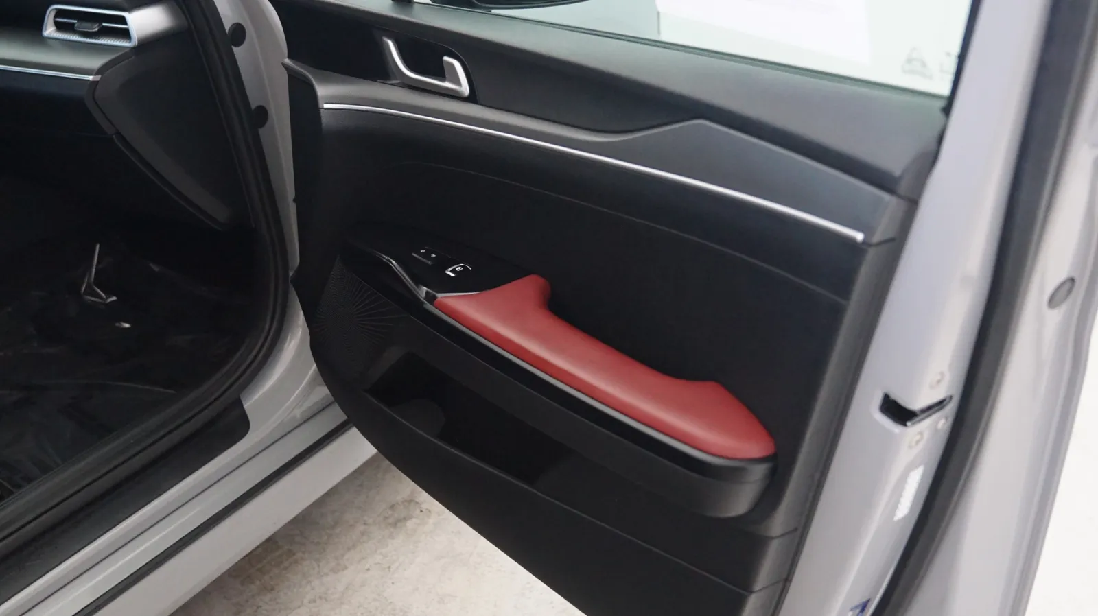 Kia K5 photo 14