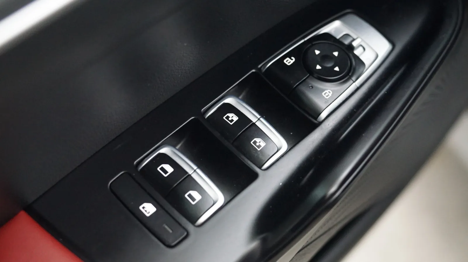 Kia K5 photo 16