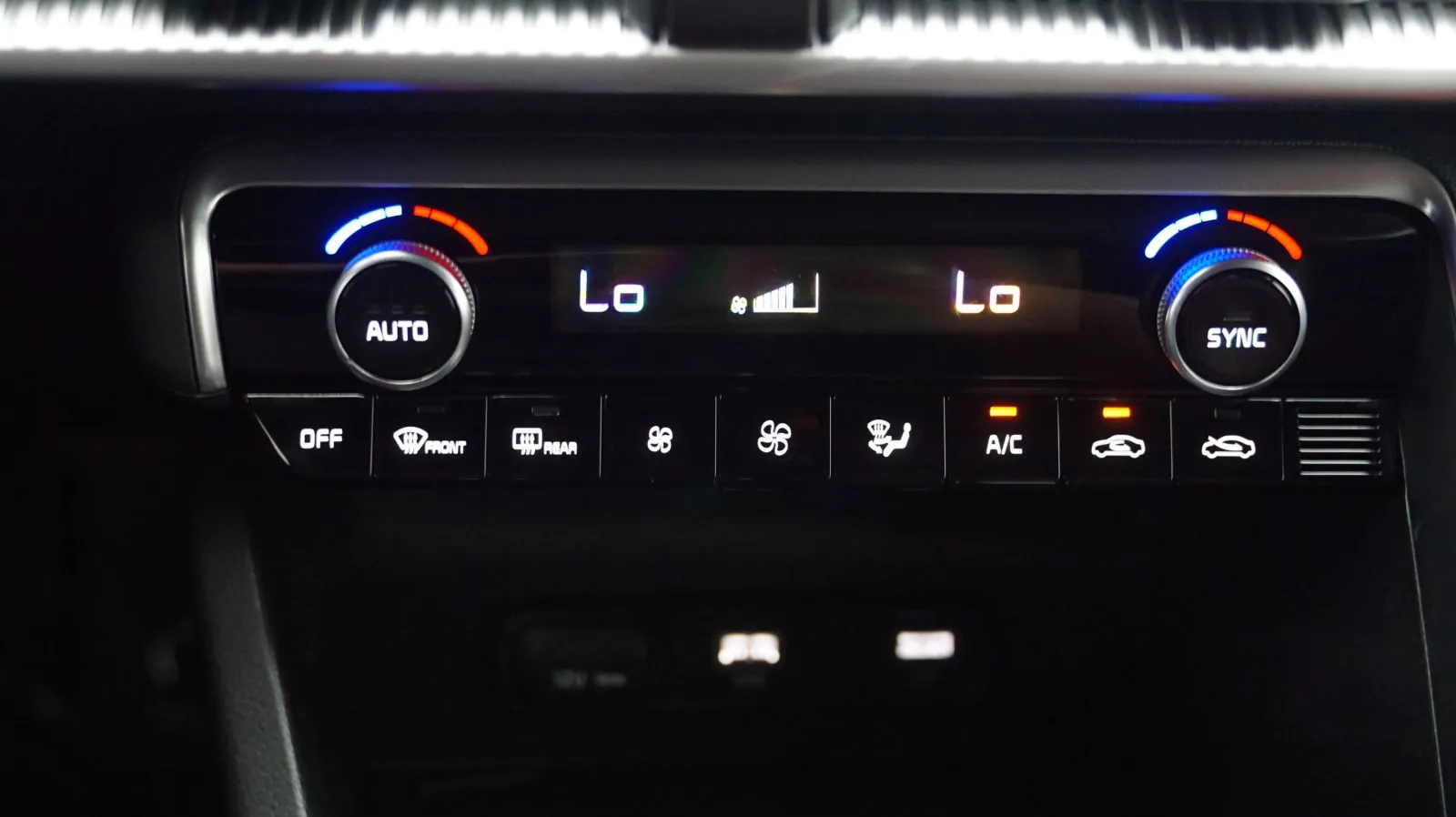 Kia K5 photo 22