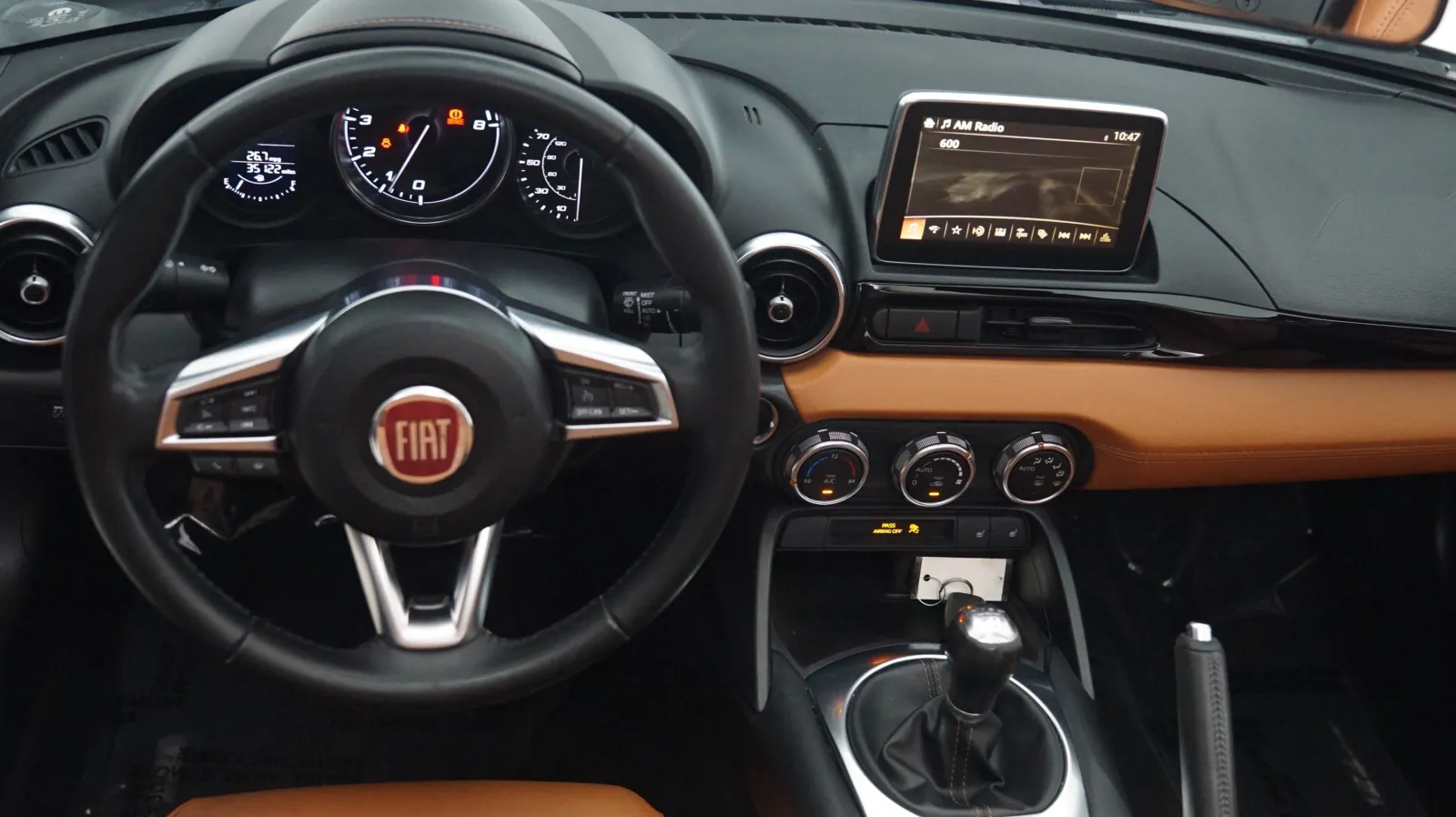 More photos of 2017 FIAT 124 Spider Lusso at Auto City, CA